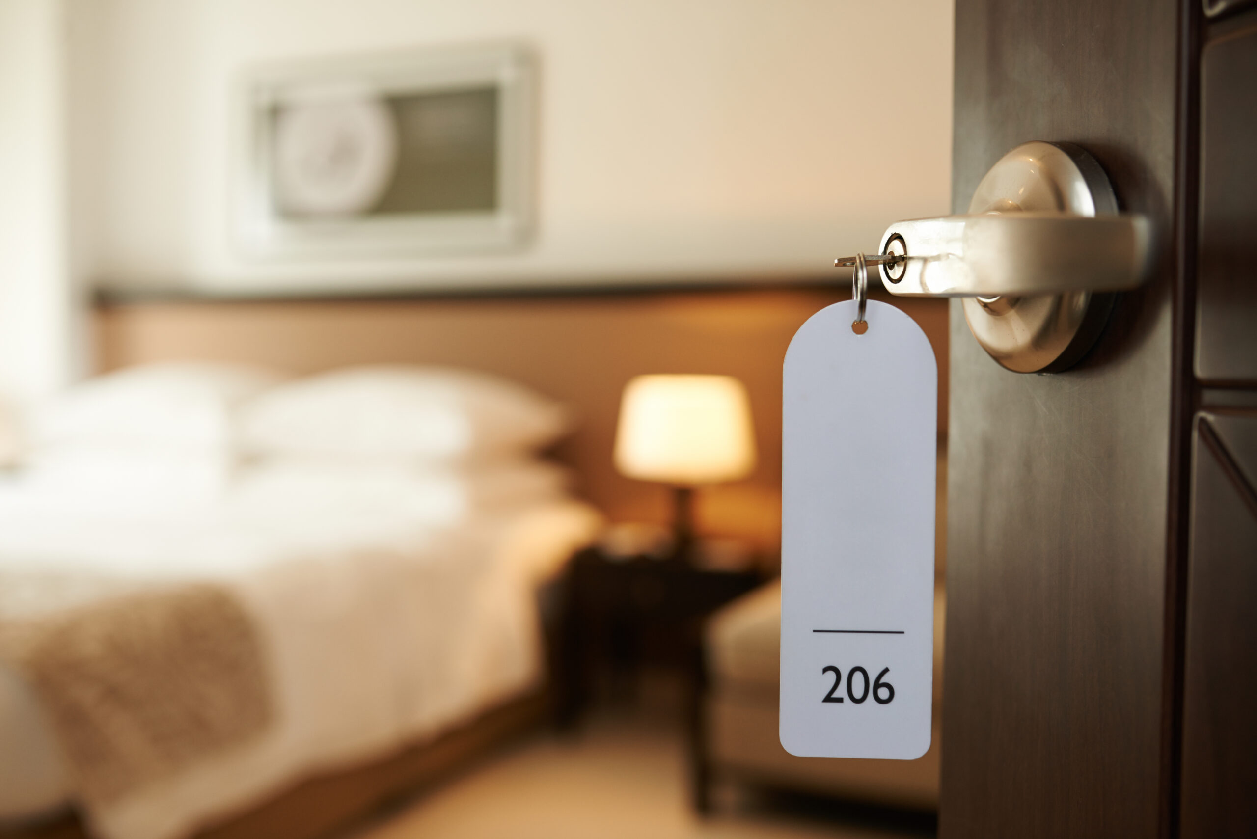 captrader hotel shares